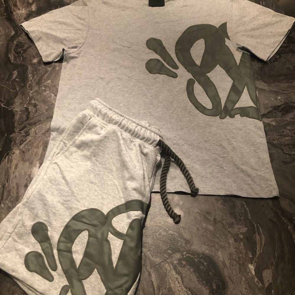 Syna World Gray T-Shirt and Shorts Set